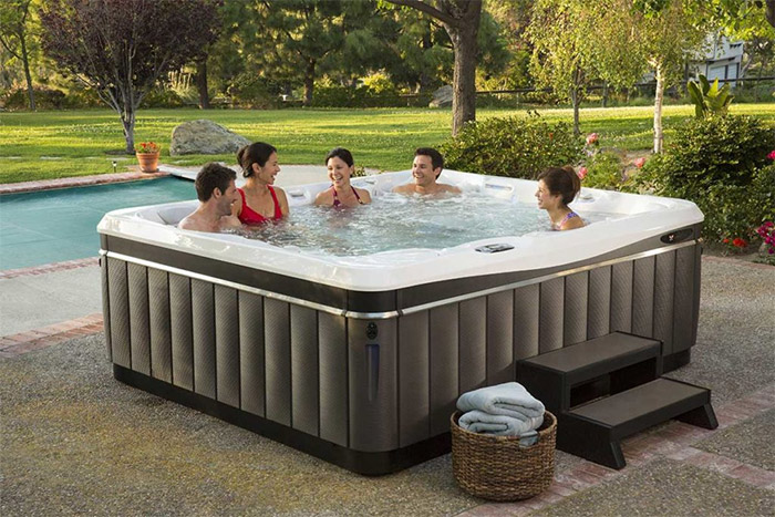spécialiste spa extérieur La Rochelle