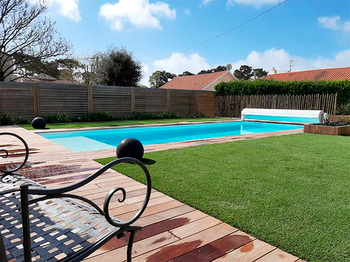 sur votre terrasse projetez avec les piscinistes en Vendée